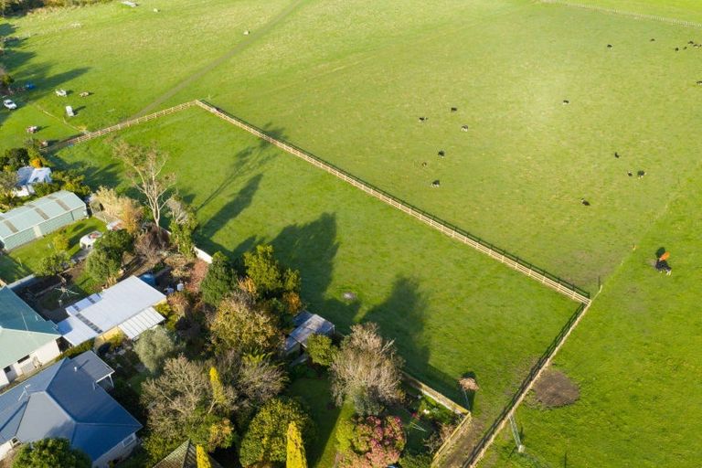 Photo of property in 1454 Napier Road, Ashhurst, 4810