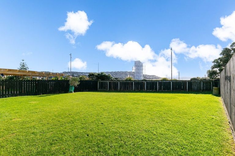 Photo of property in 1/163 Rongotai Road, Rongotai, Wellington, 6022