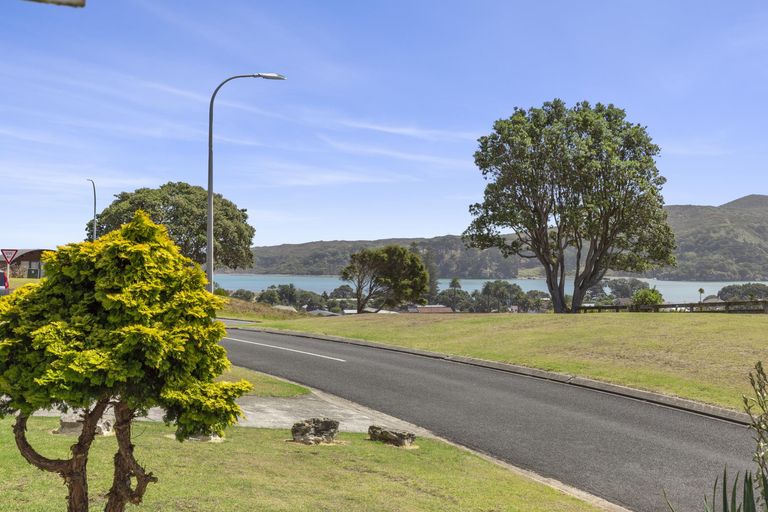 Photo of property in 3 Robert Street, Raglan, 3225
