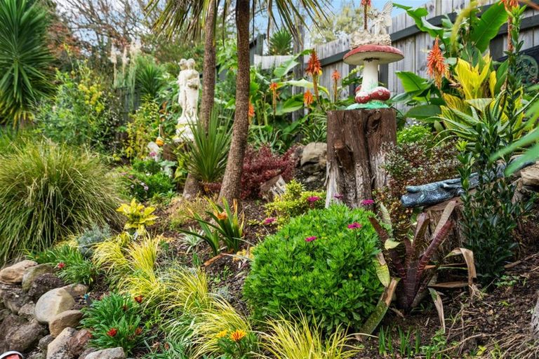 Photo of property in 52 Onerahi Road, Onerahi, Whangarei, 0110