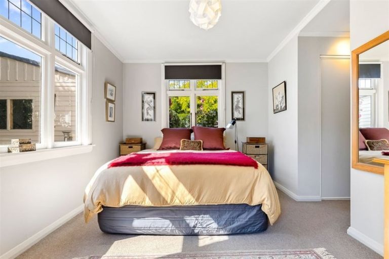 Photo of property in 35 Alpha Avenue, Strowan, Christchurch, 8052