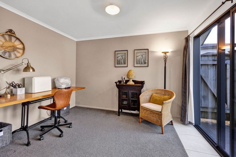 Photo of property in 47 Rata Street, Hawera, 4610