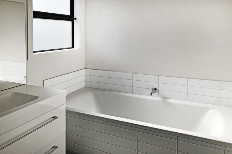 Photo of property in 15 Bannister Street, Jacks Point, Queenstown, 9371