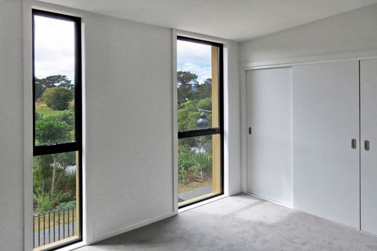 Photo of property in 35 Te Ara O Paetutu, Petone, Lower Hutt, 5012