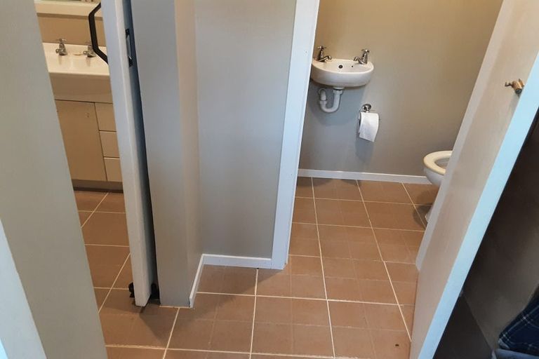 Photo of property in 23 Village Loop Road, Waipori Falls, Outram, 9073