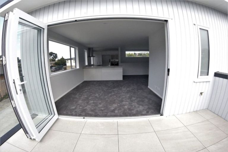 Photo of property in 12b Relko Crescent, Torbay, Auckland, 0630