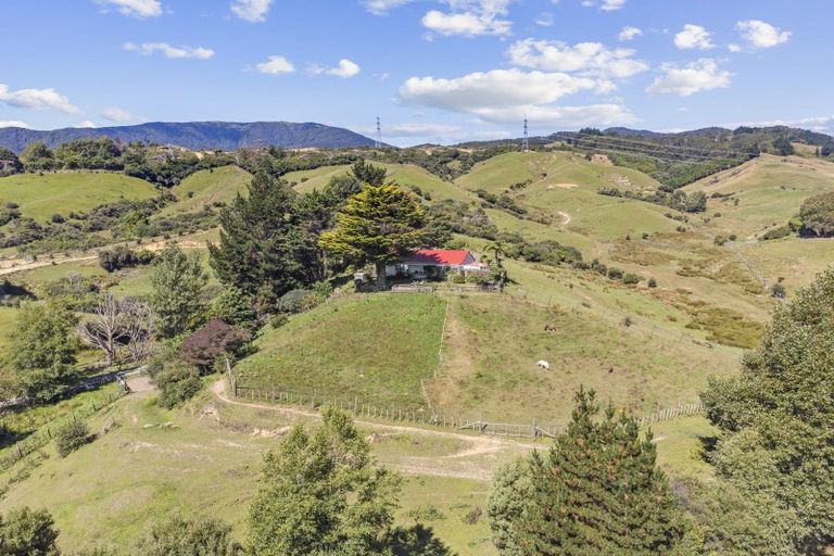 Photo of property in 33 Ratadale Road, Reikorangi, Waikanae, 5391