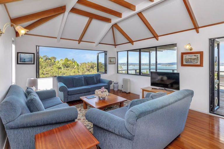 Photo of property in 8 Titore Way, Russell, 0202