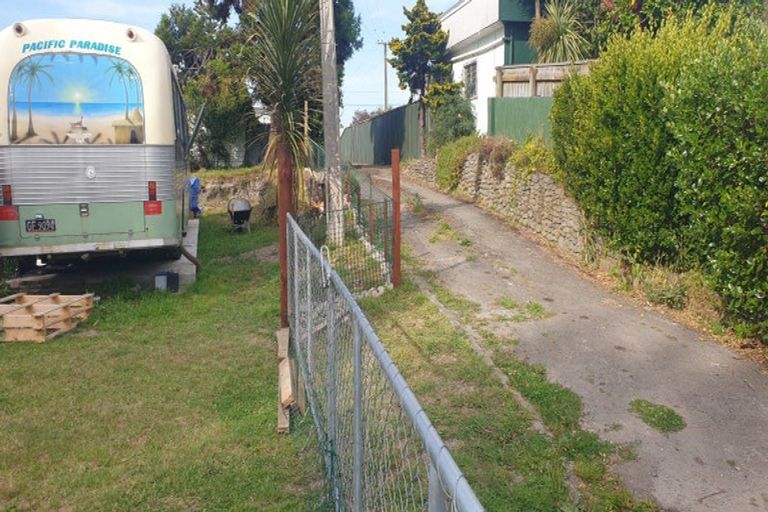 Photo of property in 15 Kirk Street, Otaki, 5512