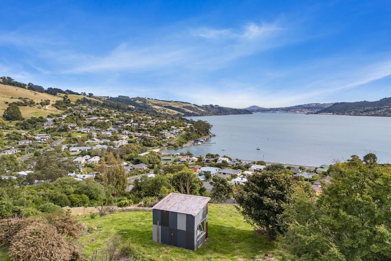 Photo of property in 51 Wharfdale Street, Macandrew Bay, Dunedin, 9014
