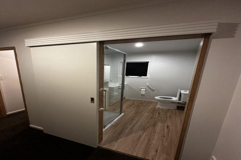 Photo of property in 69 Vintage Drive, Henderson, Auckland, 0612