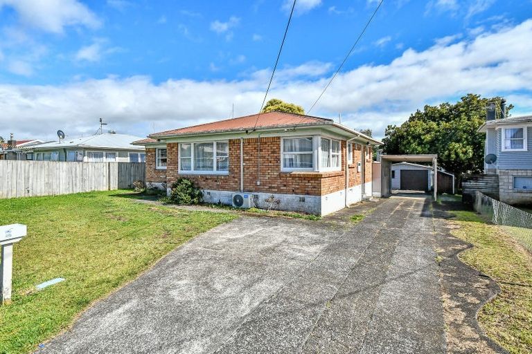 Photo of property in 27 Royston Street, Rosehill, Papakura, 2113