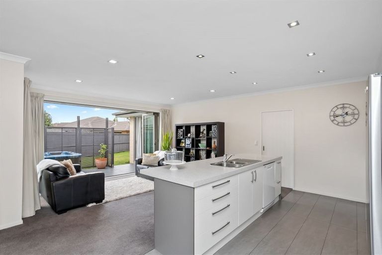 Photo of property in 61 Applefield Court, Northwood, Christchurch, 8051