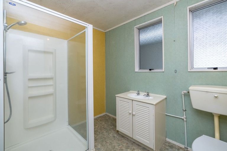 Photo of property in 22 Kupe Drive, Carterton, 5713