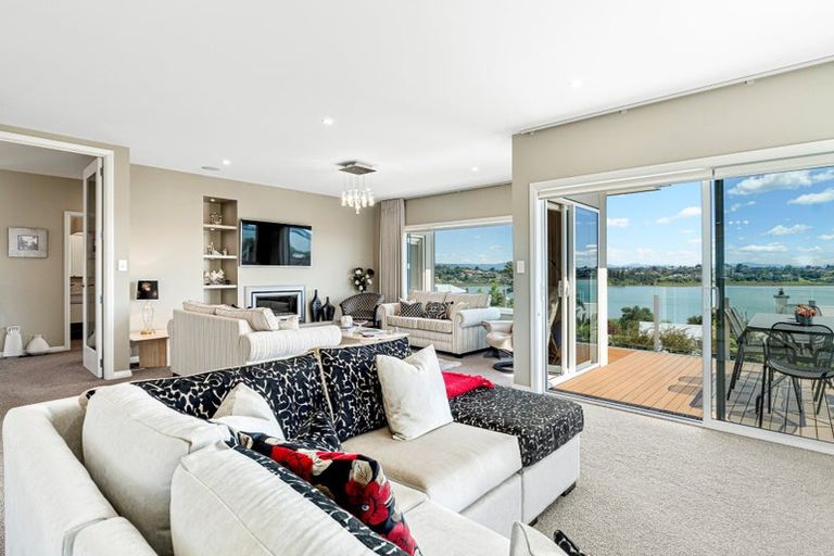 Photo of property in 5 Edgecumbe Road, Tauranga, 3110