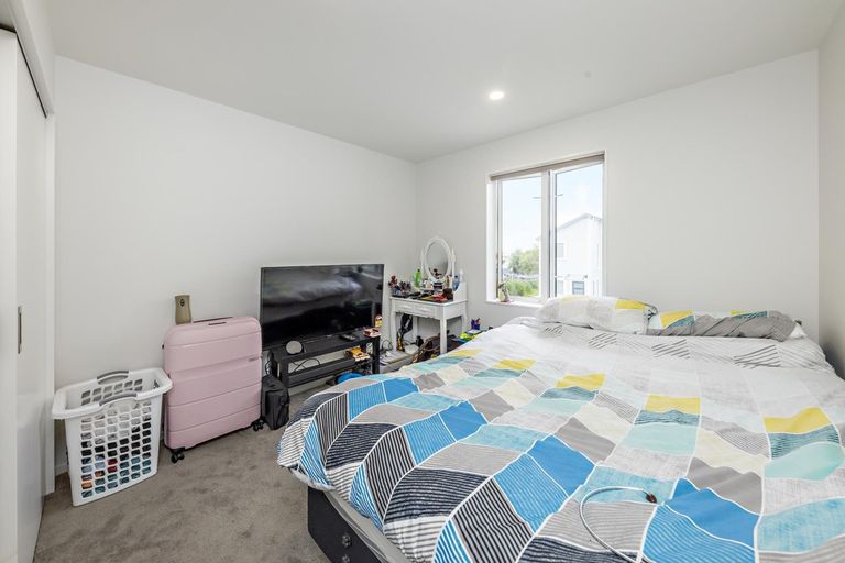 Photo of property in 7 Riroriro Close, Papakura, 2110