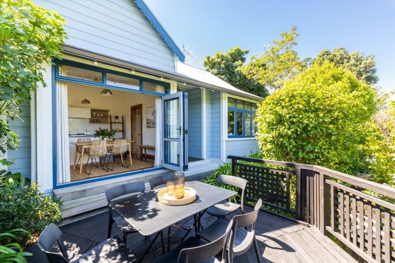 Photo of property in 79 Milton Road, Bluff Hill, Napier, 4110