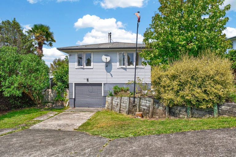 Photo of property in 2 View Street, Maungaturoto, 0520