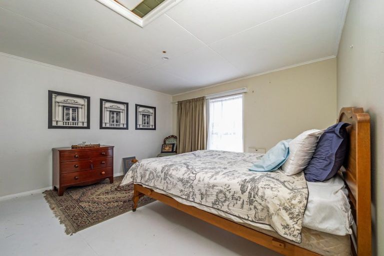 Photo of property in 92 Vogel Street, Woodville, 4920