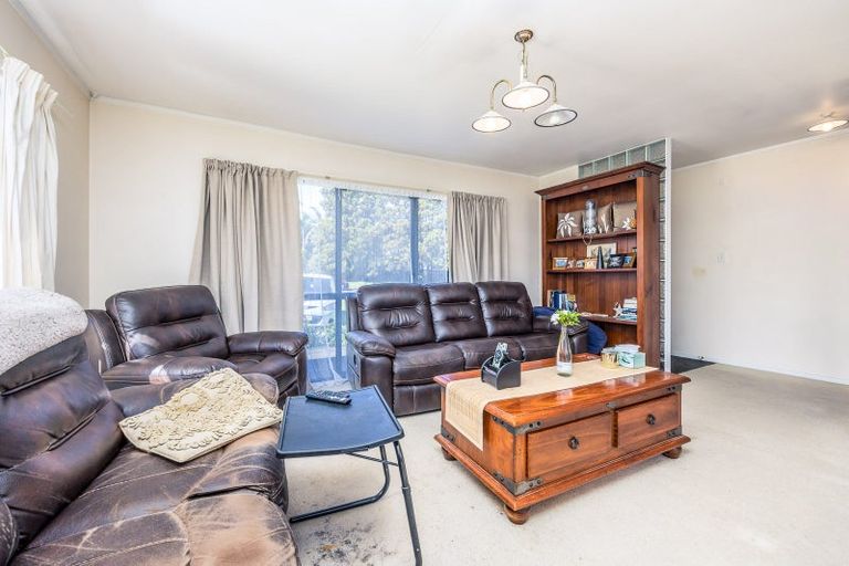 Photo of property in 9 Crail Court, Totara Heights, Auckland, 2105