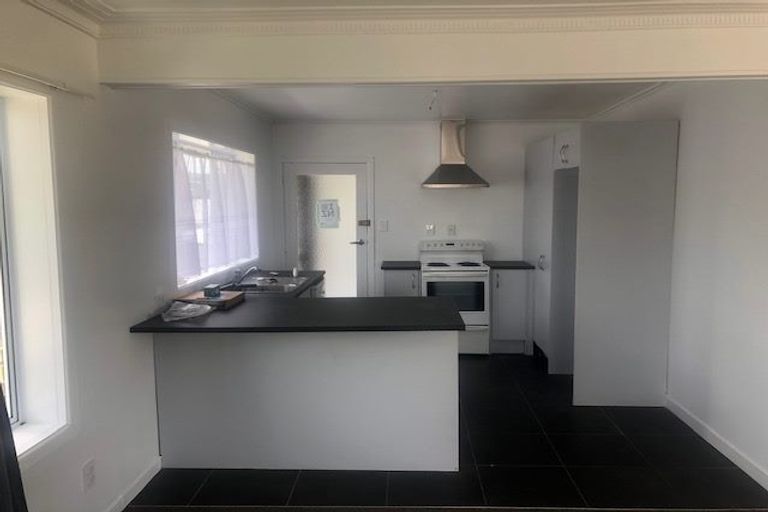 Photo of property in 342 Main Road, Huapai, Kumeu, 0810