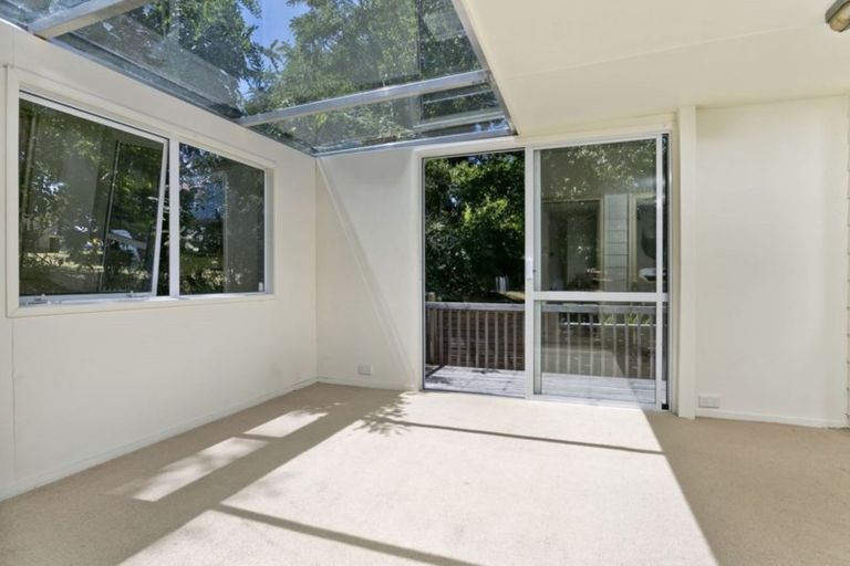 Photo of property in 110a Lake Road, Belmont, Auckland, 0622