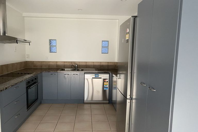 Photo of property in 19 Murphy Street, Thorndon, Wellington, 6011