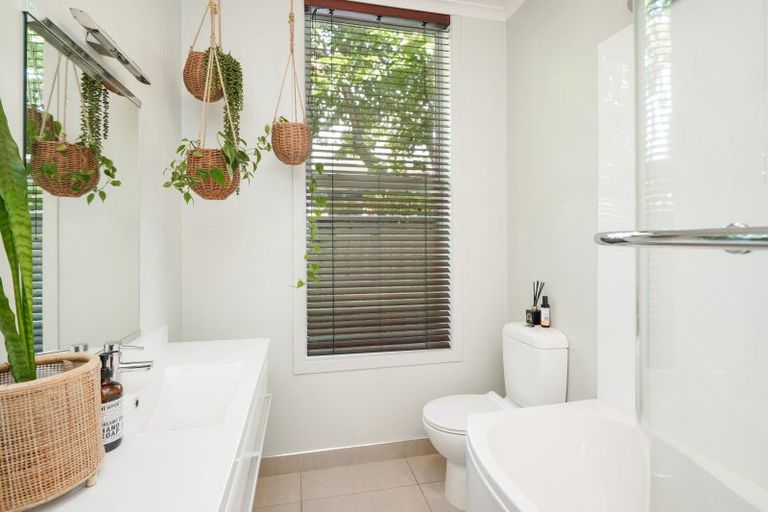 Photo of property in 38 Russel Street, Gladstone, Invercargill, 9810