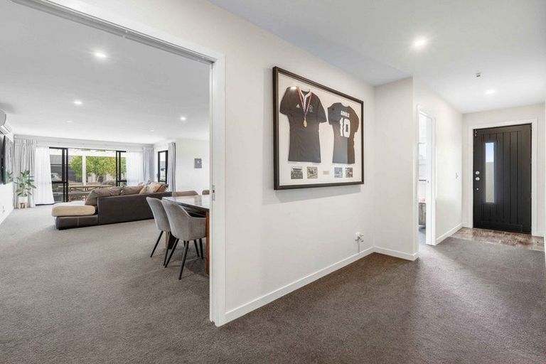 Photo of property in 14 Harding Drive, Papamoa Beach, Papamoa, 3118