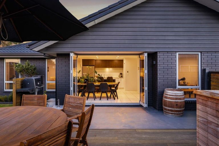 Photo of property in 30 Muller Road, Blenheim, 7201