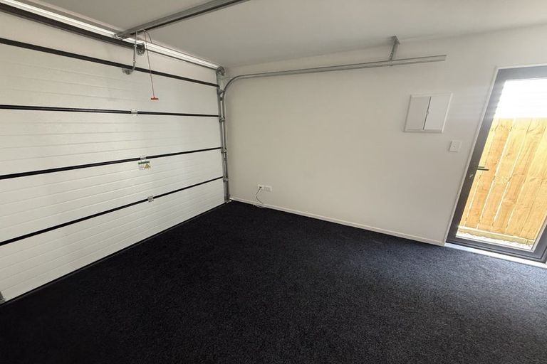 Photo of property in 7/116 Colwill Road, Massey, Auckland, 0614