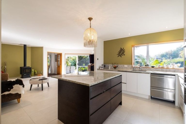 Photo of property in 50 Park Road, Greenmeadows, Napier, 4112