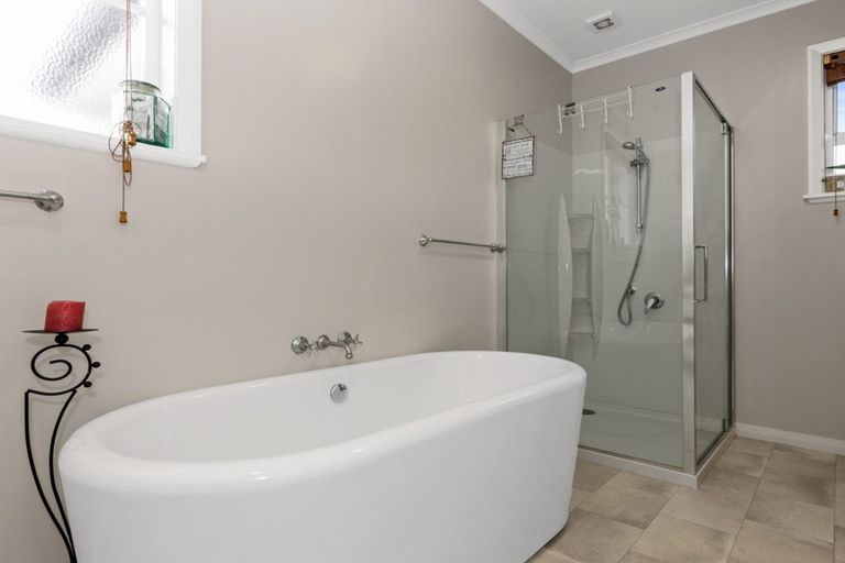 Photo of property in 21 Howick Road, Blenheim, 7201