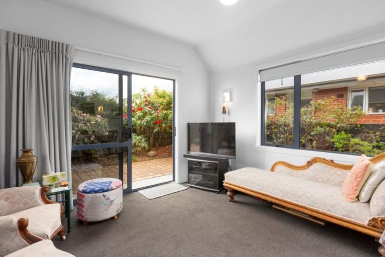 Photo of property in 82 Bay View Road, South Dunedin, Dunedin, 9012