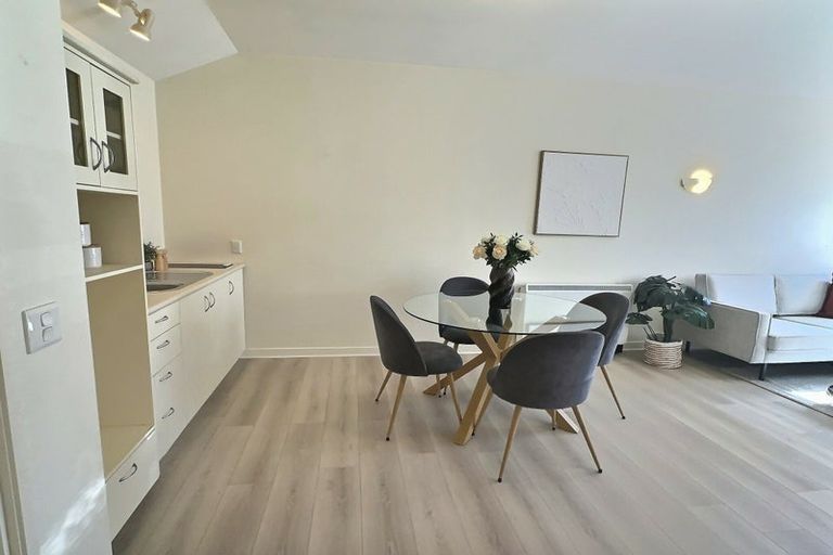 Photo of property in 68 Whiteley Street, Moturoa, New Plymouth, 4310