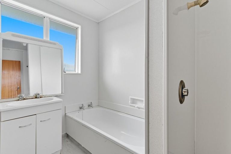 Photo of property in 49 Lee Street, Castlecliff, Whanganui, 4501