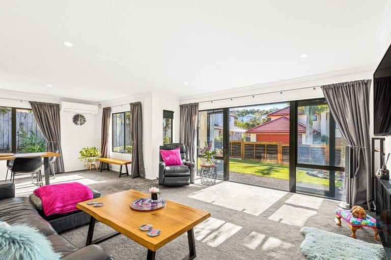 Photo of property in 12 Gold Street, Albany Heights, Auckland, 0632