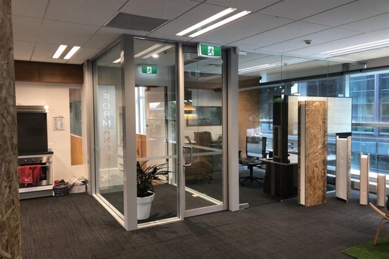 Photo of property in 134 Victoria Street, Cambridge, 3434