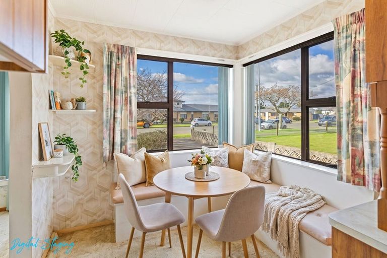 Photo of property in 149 Queen Street West, Levin, 5510