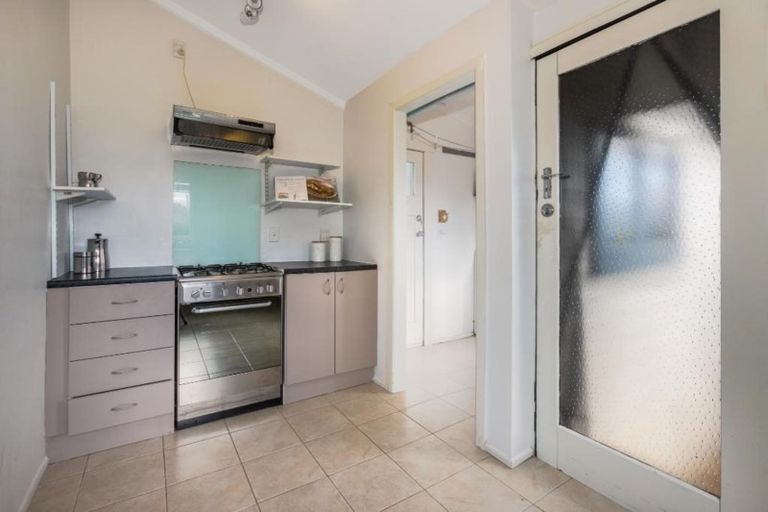 Photo of property in 46 Moa Road, Point Chevalier, Auckland, 1022