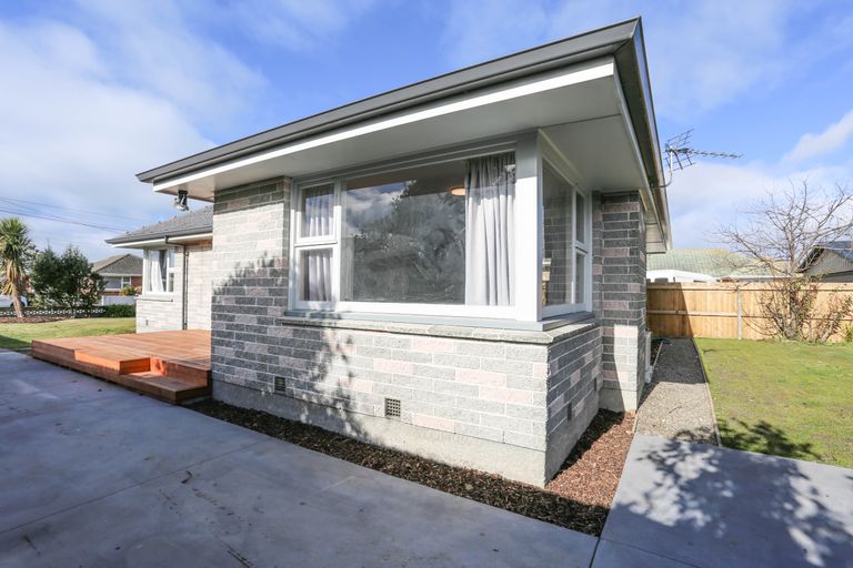 Photo of property in 4 Cromer Place, New Brighton, Christchurch, 8062