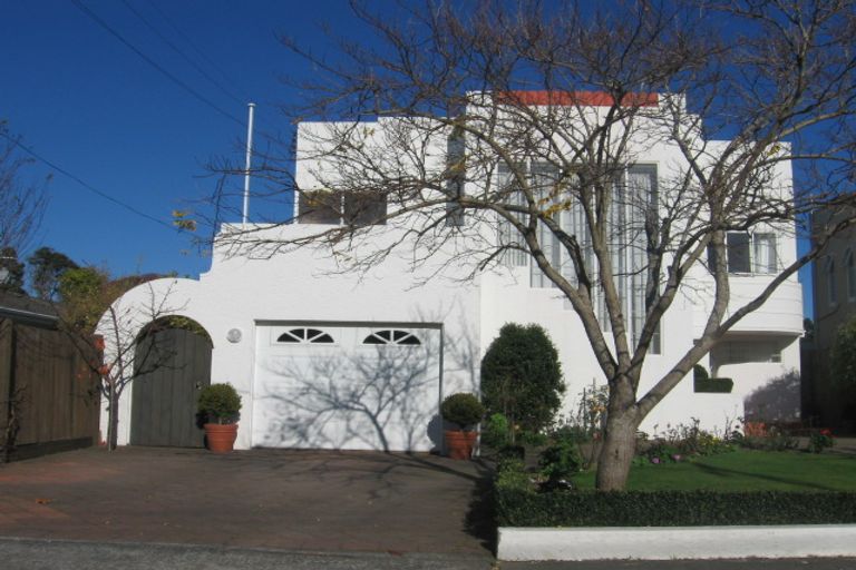 Photo of property in 18 Marina Grove, Hutt Central, Lower Hutt, 5010