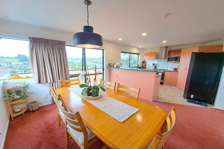 Photo of property in 11 Ballantrae Place, Highlands Park, New Plymouth, 4312