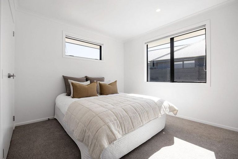 Photo of property in 12 Lewis Way, Cambridge, 3434