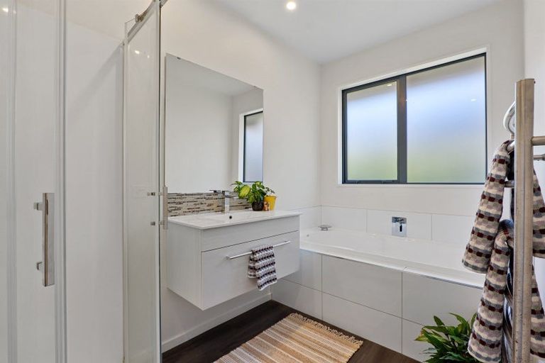 Photo of property in 82 Condell Avenue, Papanui, Christchurch, 8053