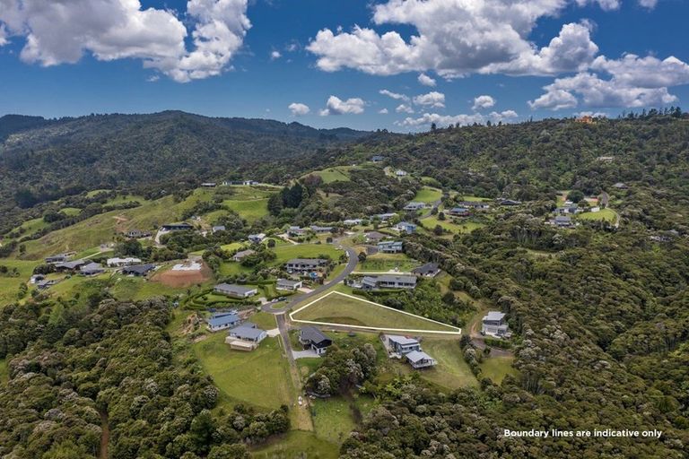 Photo of property in 5 Tironui Place, Whitianga, 3510
