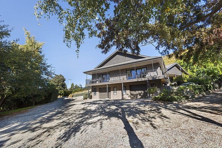 Photo of property in 244 Ripponvale Road, Cromwell, 9384