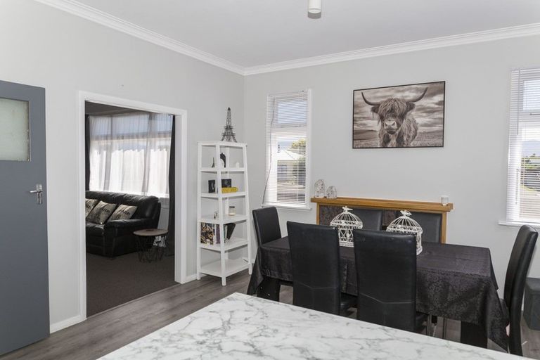 Photo of property in 22 Trafalgar Street, Dannevirke, 4930