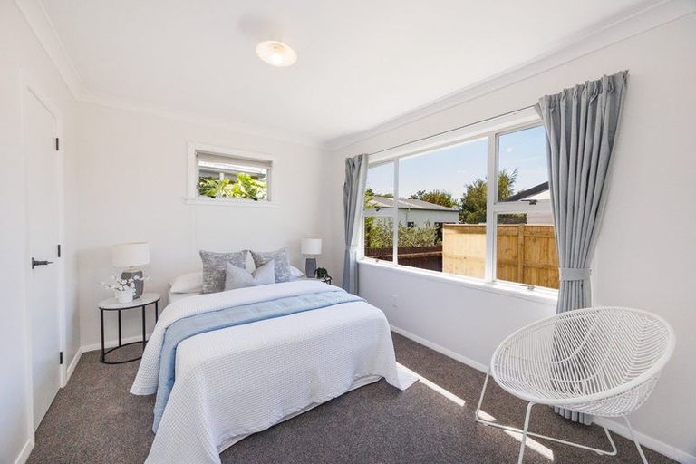 Photo of property in 5 Belvedere Crescent, Takaro, Palmerston North, 4412