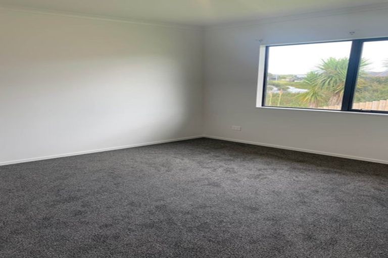Photo of property in 9 Northcoast Place, Mangawhai Heads, Mangawhai, 0505